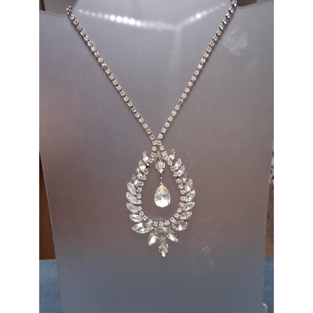 Vintage Rhinestone Teardrop Necklace Layered Centerpiece